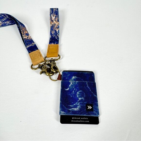 Thread NWT Wallet Watercolor Blue Tan Pattern Lanyards with Card Holder - Picture 2 of 5